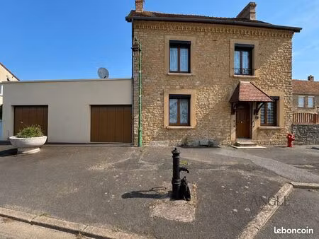 maison 5 pièces 101 m²