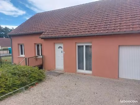 vend maison de plain pied de 93 m2 sur terrain de 700 m