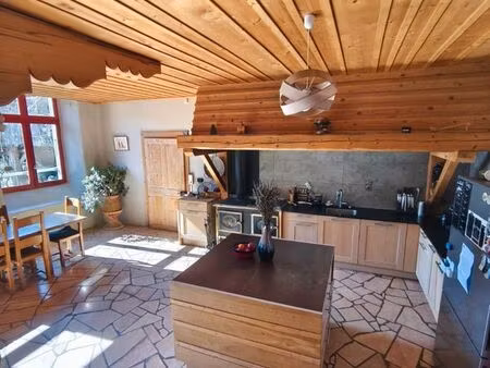 maison 220 m² avec logement indépendant – idéal résidence principale + revenus locatifs