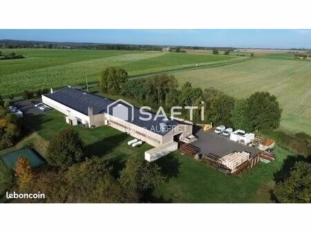 local 1850 m² beaulieu-sur-loire