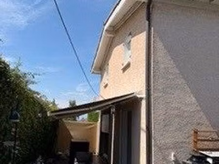maison à 5 min. de la frontière d'hermance
