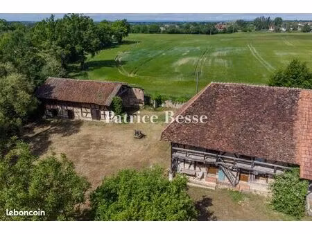 ferme 5 pièces 370 m²