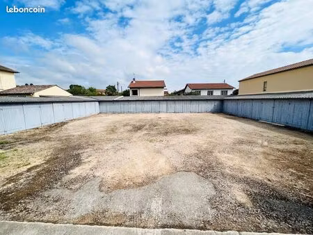 garage / box 10 m² charnay les macon