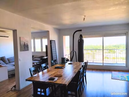 duplex 120 m² – dernier étage – 4 chambres – balcons – vue dégagée