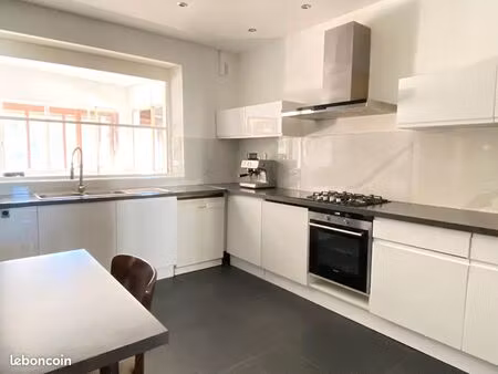 maison 14 pièces 360 m²