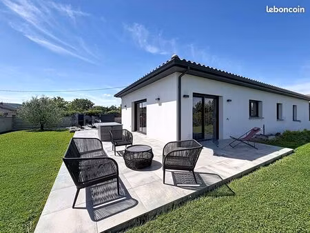 villa 5 pièces 131 m²