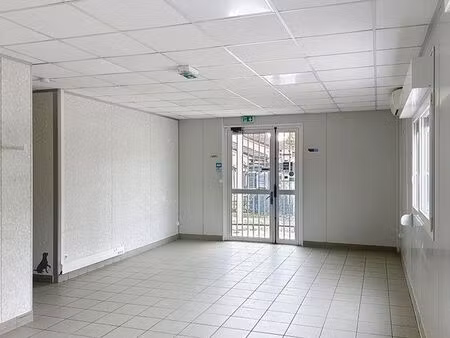 local 160 m² la boisse
