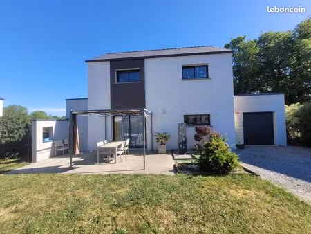 maison 4 pièces - 90m²