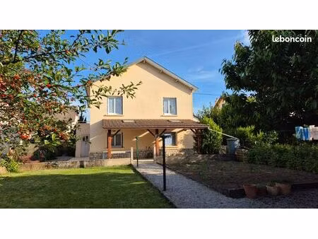 maison 6 pièces 145m2 à saint-rémy