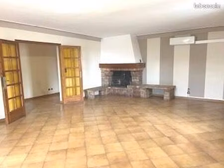 villa 8 pièces 197 m²