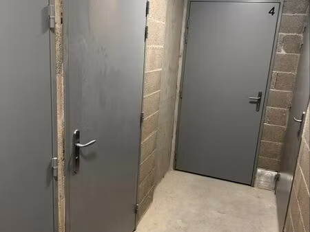 box / cave 8%