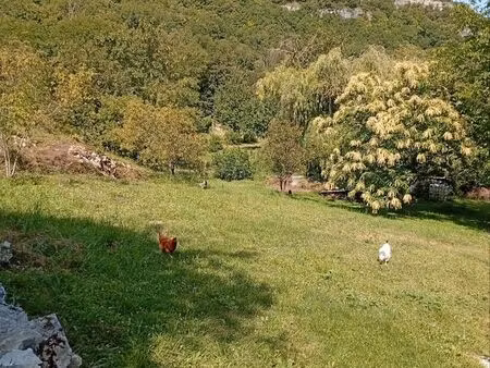 terrain viabilisé 832m2