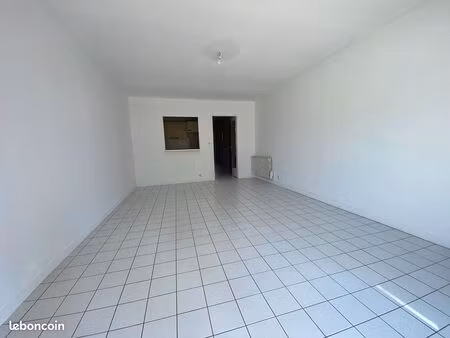 appartement 3 pièces 56 m²
