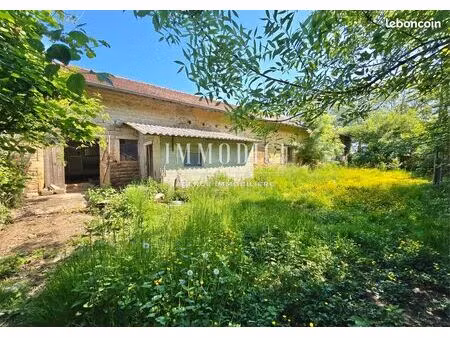 maison 2 pièces 430 m²