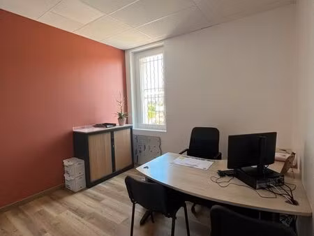 bureaux à louer – le luc-en-provence