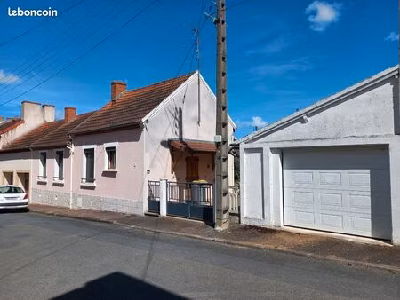 maison centre ville commentry