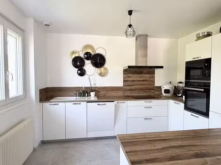 maison 7 pièces 125 m²