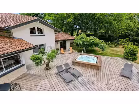 vente maison 9 pièces 250 m² à leon (40550)  1 200 000 €