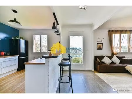maison 6 pièces 121 m²