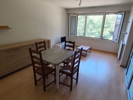 appart t2 52m² + cave
