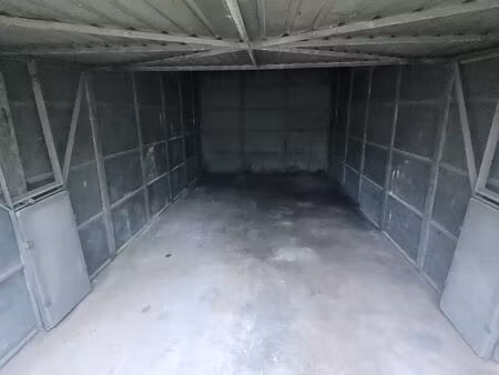 box à louer 18m² corbeil-essonnes