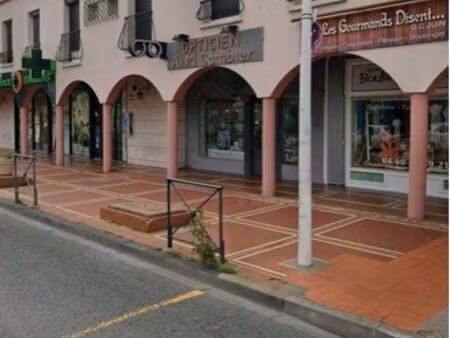 local quartier st assiscle