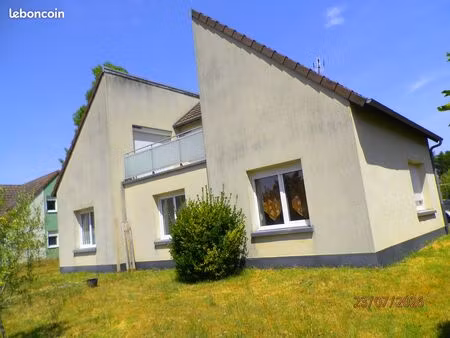maison atypique à monce-en-belin
