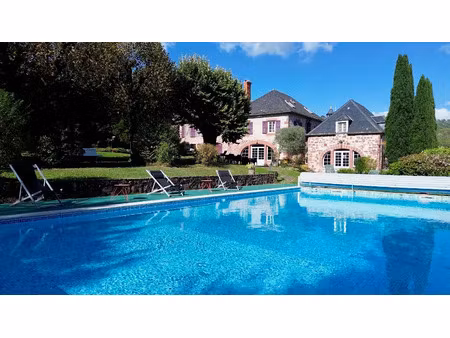 vente villa 260 m² à meyssac (19500)  nan €