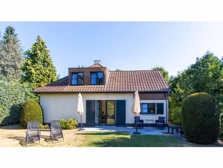 maison à louer avec garage et terrasse   waterloo (vbe52283)