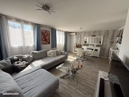 appartement t3 61m2