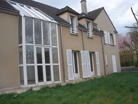 maison spacieuse avec beau jardin | gimcovermeille