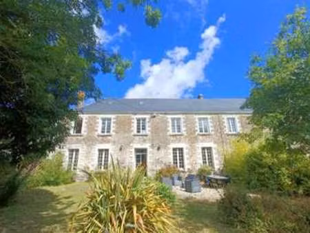 vente maison à saint-philbert-de-grand-lieu (44310) : à vendre / 162m² saint-philbert-de-g