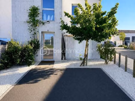 maison de 86 70 m² à vaux-sur-mer
