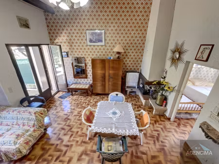 petite villa à fort potentiel à 2 min du centre-ville!