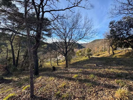 a vendre ! terrain constructible à montferrat - 1000 m²