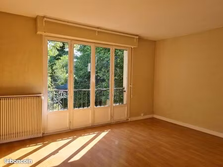 location studio 25m² à sceaux  rer b bourg-la-reine