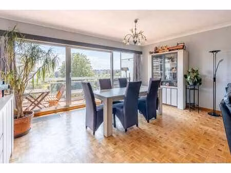 appartement 3 chambres avec grande terrasse