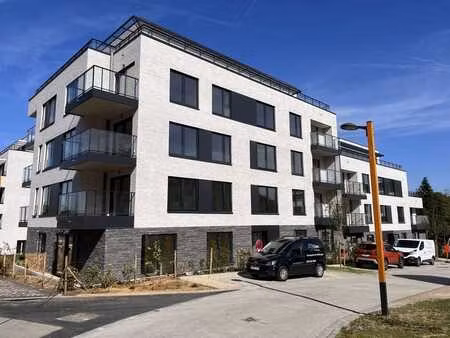 appart 2 chambres neuf avec parking entre ville et forêt