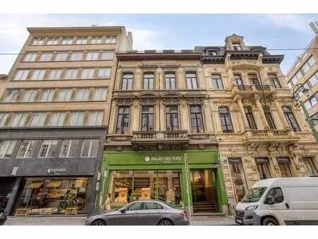 duplex de deux chambres avec terrasse ouest à saint-gilles