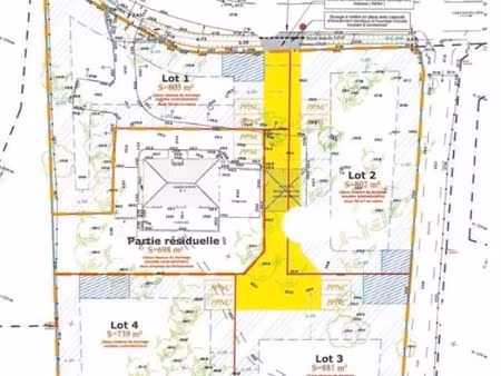 terrain 881 m² plan d aups sainte baume