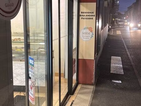 une belle boulangerie pâtisserie à vendre