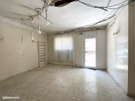 local commercial 106 m² nice