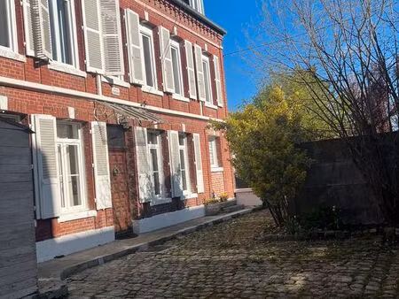 superbe maison à la fere