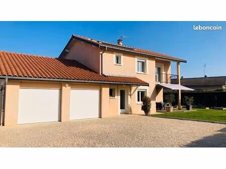 maison individuelle de 200 m2