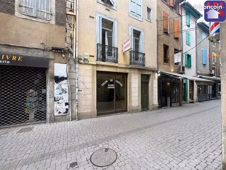 local commercial 44 m² foix