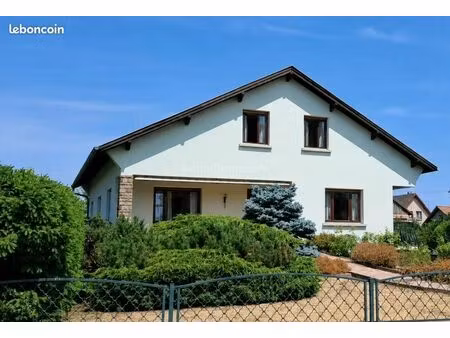 propriété 7 pièces 191 m²