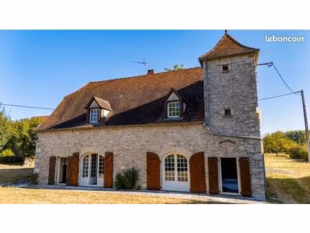 propriété 7 pièces 190 m²