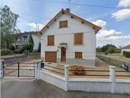 maison proche centre ville montluçon