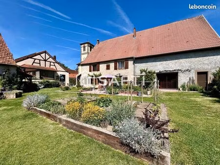 propriété 8 pièces 174 m²