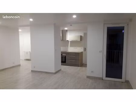 t2 de 65 m² avec terrasse plein sud vue sur parc – entièrement rénové